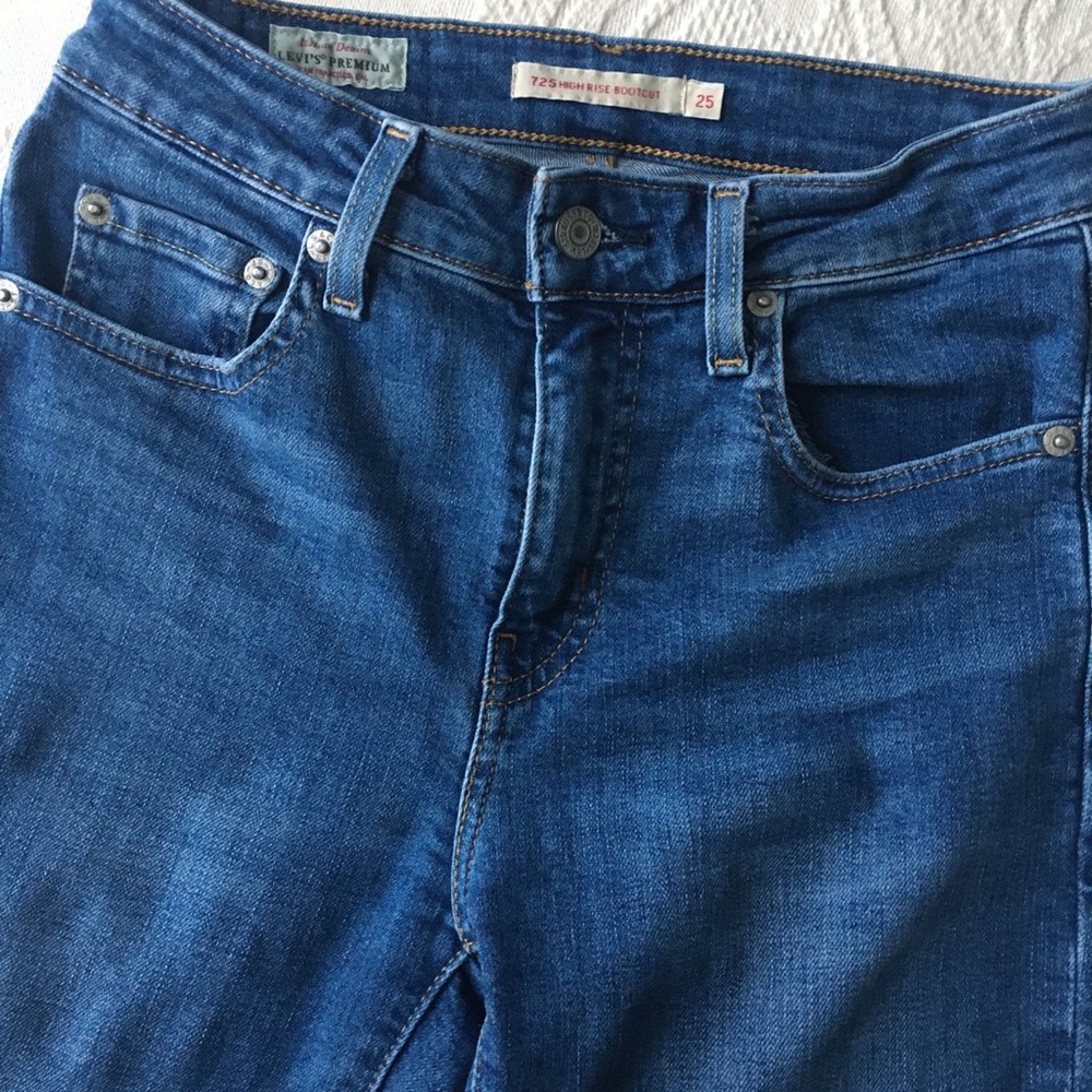 Levi’s Premium High Rise Bootcut Jeans